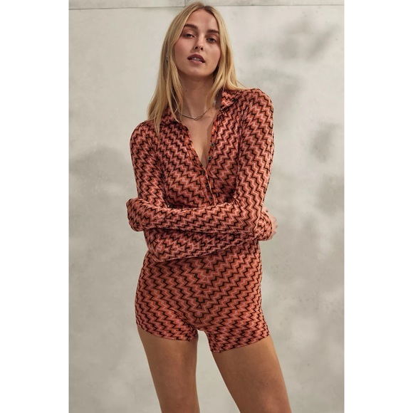 Urban Outfitters Pants - Urban‎ Outfitters Ribbed Polo Zig-Zag Playsuit Romper Medium Pink Long Sleeve